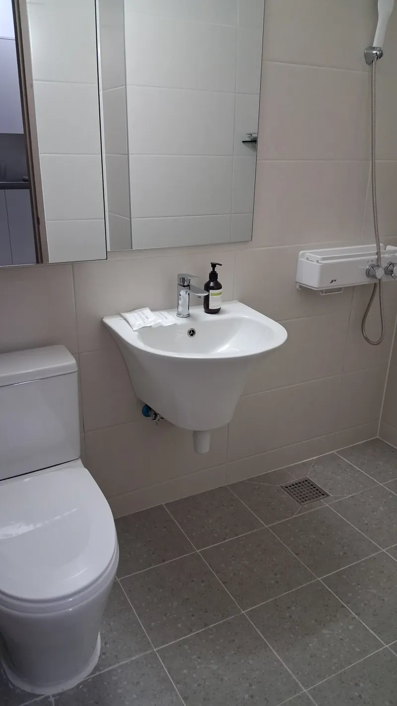 [Seo-gu, Gwangju] Sangmu Midori House² | Queen Bed 2 | LG Stand By Me | 12