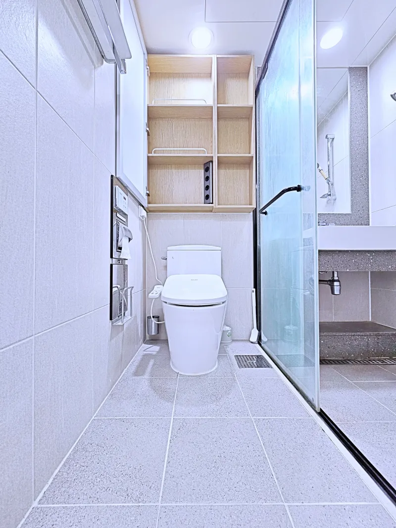 [부산 중구] 부산항대교가 보이는 오션뷰 아늑한 방 #애견동반 가능 7