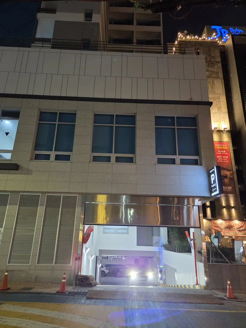 [Haeundae, Busan][Haeundae Residence] 3-minute walk to Gunam-ro #5-minute walk to the beach #5-minute walk to the subway station 17