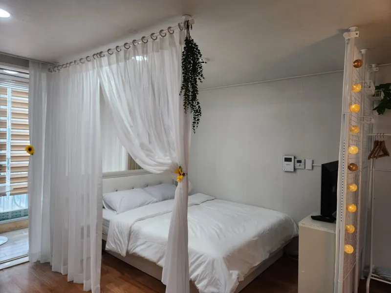 [Geoje] Gohyeon Junggok / Best studio apartment in the living area, waterfront park walking path 3