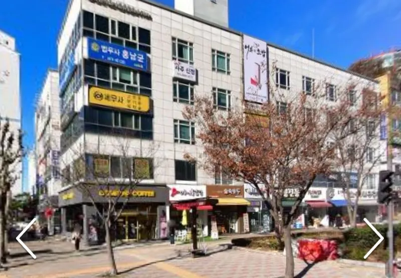 [Seo-gu, Gwangju] Sangmu Midori House² | Queen Bed 2 | LG Stand By Me | 18