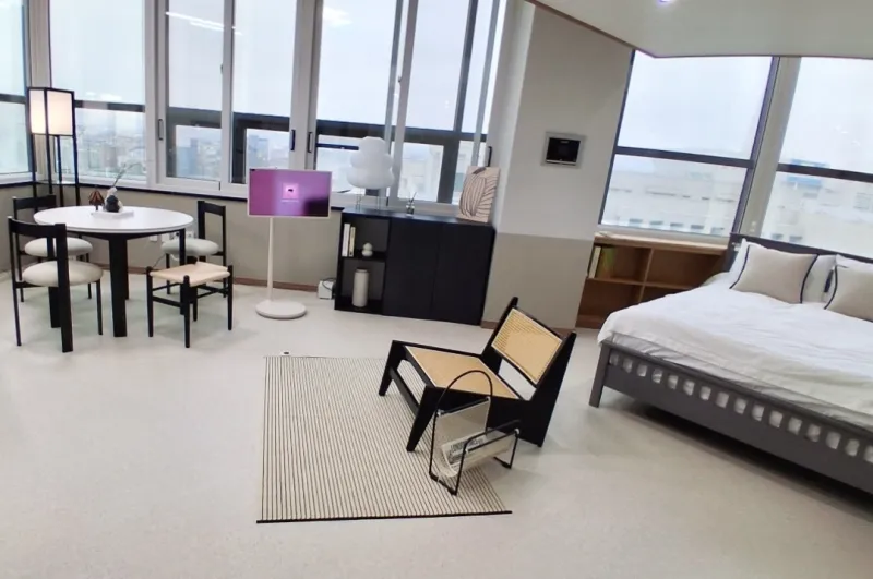 [Seo-gu, Gwangju] Sangmu Midori House² | Queen Bed 2 | LG Stand By Me | 2
