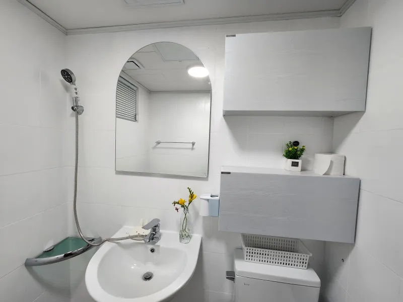 [Geoje] Gohyeon Junggok / Best studio apartment in the living area, waterfront park walking path 5