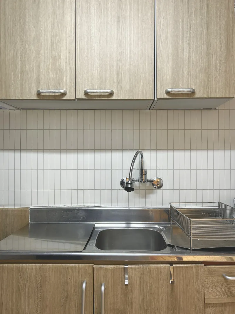 [Mapo, Seoul] Hongdae / House with Red Roof and Butter-Colored Walls | Fully Furnished 15