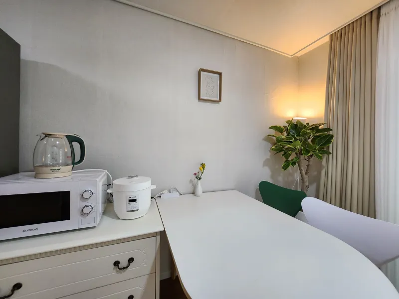 [Geoje] Gohyeon Junggok / Best studio apartment in the living area, waterfront park walking path 12