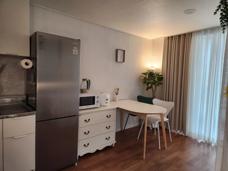 [Geoje] Gohyeon Junggok / Best studio apartment in the living area, waterfront park walking path 9