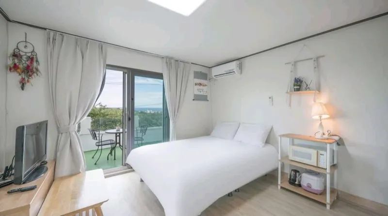[Haye-dong, Seogwipo][Seogwipo Jungmun] Quiet accommodation for walks #PetFriendly# 3 mins from the valley# Arirang 201 2