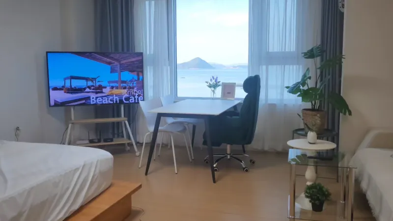 [Geoje] Neungpo / Studio with a great ocean view and fishing spot #PetFriendly 9