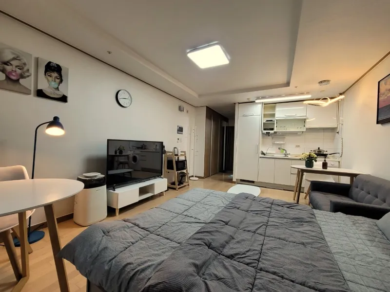 [Gangnam, Seoul] 2 min walk from Seolleung Station. Full options. KC11 4