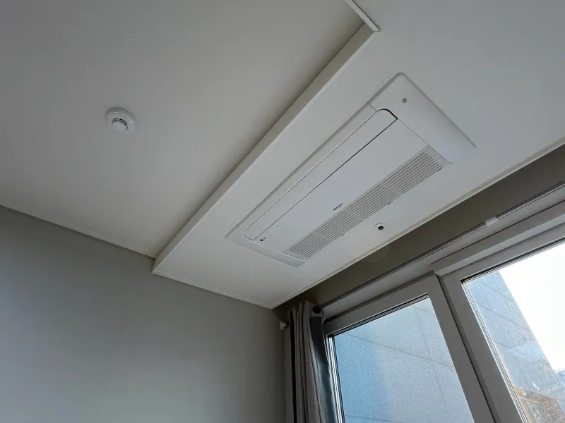 [Jongno, Seoul] In front of Cheonggyecheon / Royal Floor Atmosphere Accommodation 22