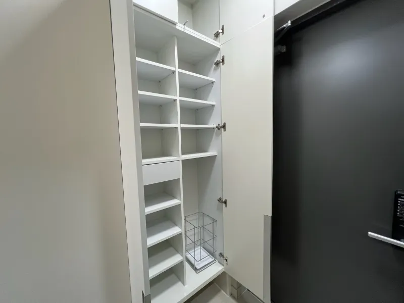 [Jongno, Seoul] In front of Cheonggyecheon / Royal Floor Atmosphere Accommodation 23