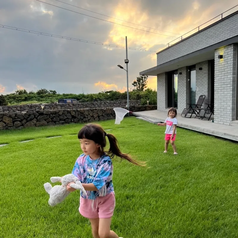 [제주 한경] 제주#잔디마당#먼바다와 석양이 멋진 럭셔리 고급 본채#판포포구#신창풍차 9