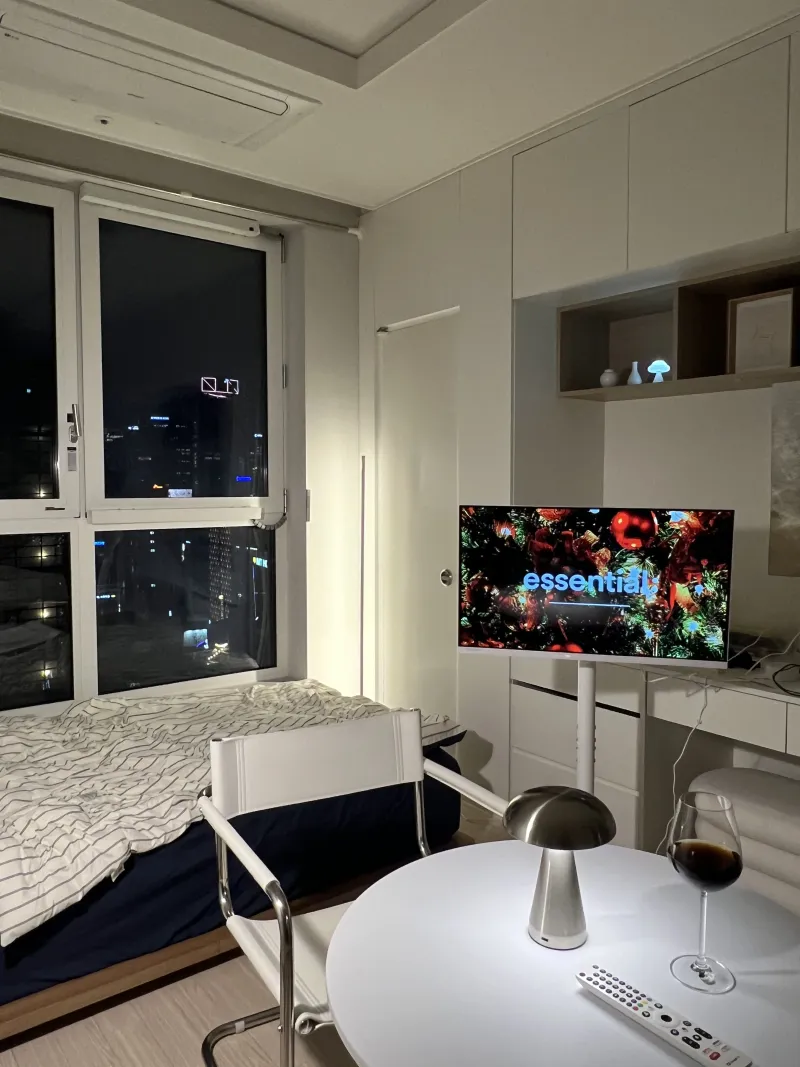 [Jongno, Seoul] In front of Cheonggyecheon / Royal Floor Atmosphere Accommodation 24