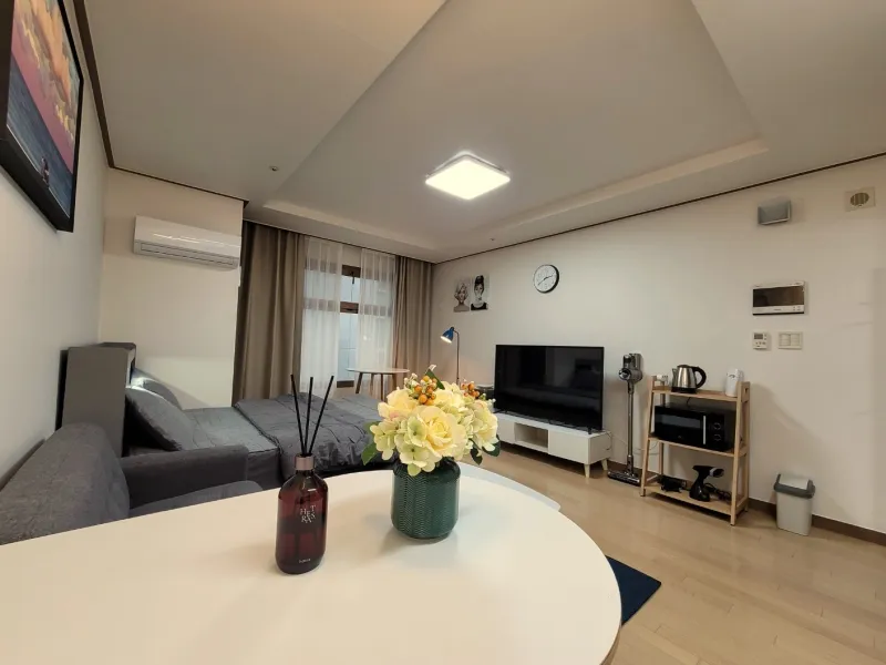 [Gangnam, Seoul] 2 min walk from Seolleung Station. Full options. KC11 11