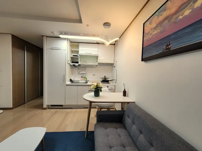 [Gangnam, Seoul] 2 min walk from Seolleung Station. Full options. KC11 10