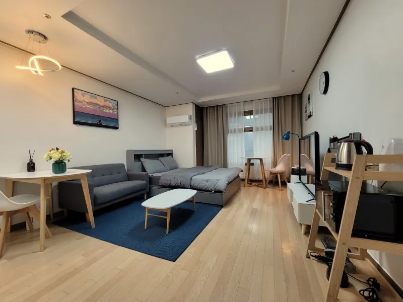 [Gangnam, Seoul] 2 min walk from Seolleung Station. Full options. KC11 9