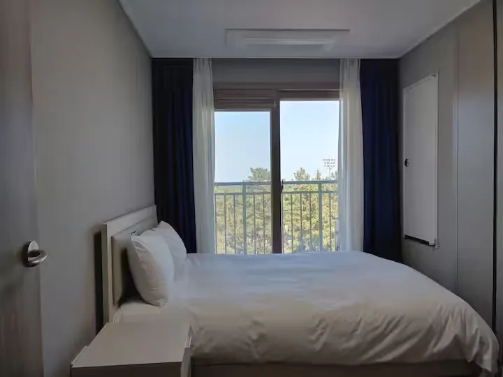 [Sokcho] Newly Built Residence AB 1.5 Room Ocean View, 1-Minute Walk from Beach B 3
