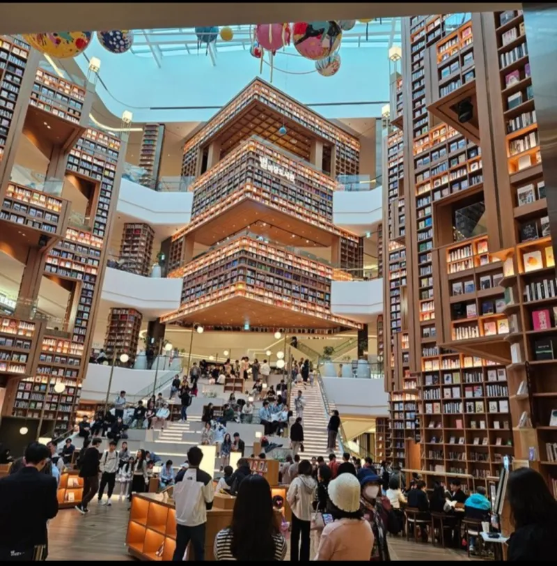[Suwon] Starfield, Hwaseong Haenggung Palace, Haengnidan-gil, KT Wiz Park, Sungkyunkwan University Station 24