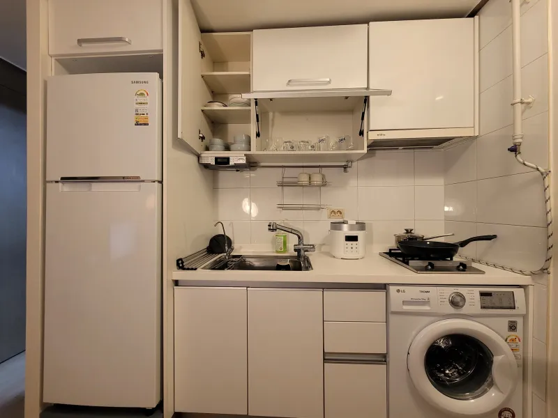 [Gangnam, Seoul] 2-minute walk from Seolleung Station. Fully furnished_ES06 13