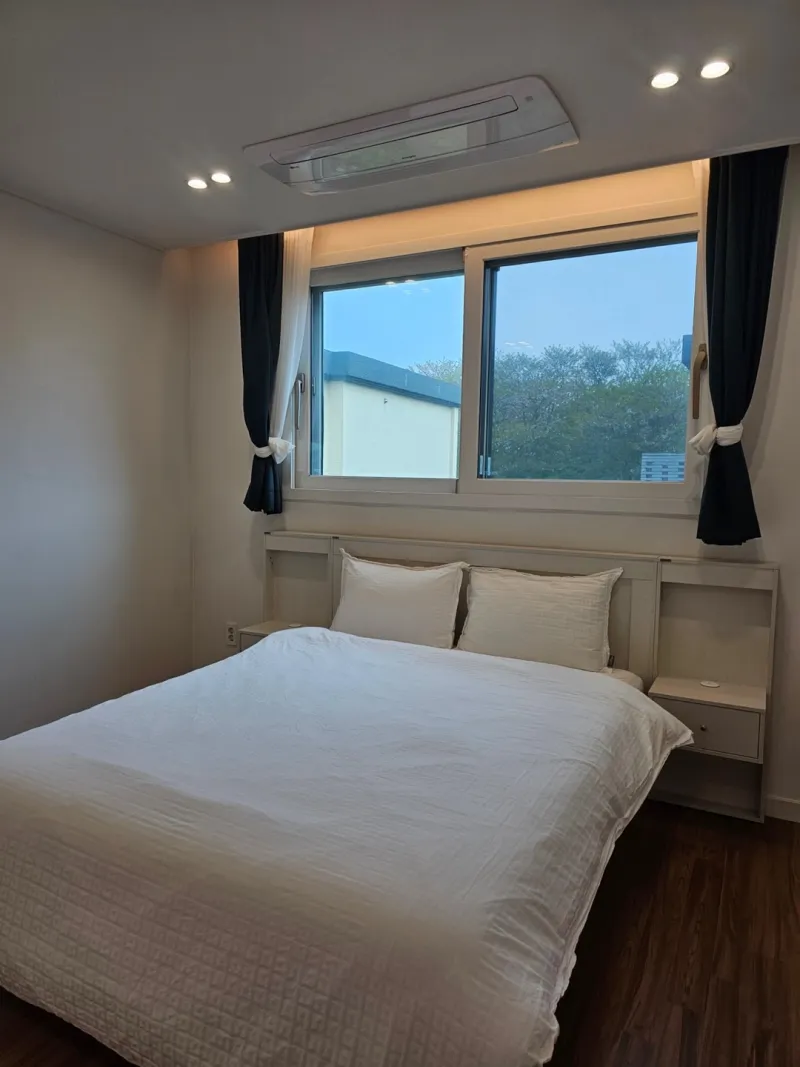[Seongsan, Seogwipo] Pet-Friendly Four-Room Duplex Townhouse A 9