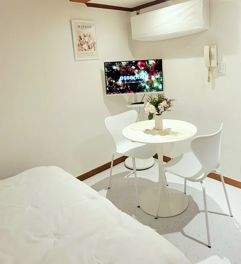 [서울 송파] 잠실9호선삼전역 도보2분,복층,2베드,4인가능 3