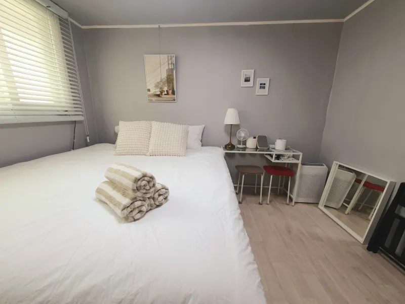 [Seodaemun, Seoul] 5 minutes from Hongik University Station, 3 stops from Gyeongbokgung Palace, easy access to Insadong and Gwanghwamun 4