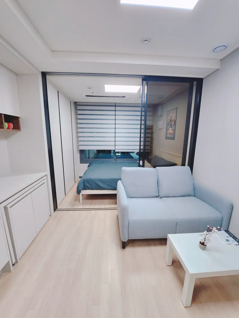 [Goyang][Goyang-si, Gyeonggi-do] Direct 1-minute connection to Juyeop Station / Fully furnished / KINTEX / Lake Park / Abundant infrastructure 3