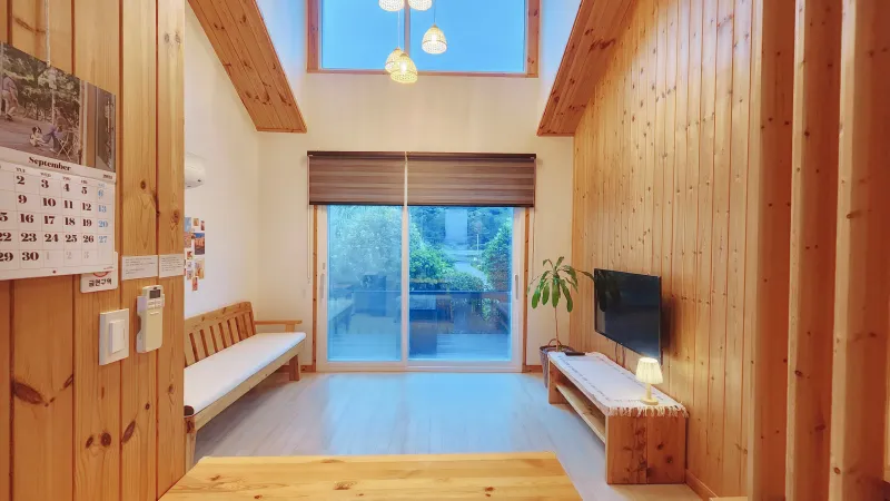 [Andeok, Seogwipo][Jeju Sagye-ri] Room 103, Duplex Pension Below Sanbangsan Mountain 7