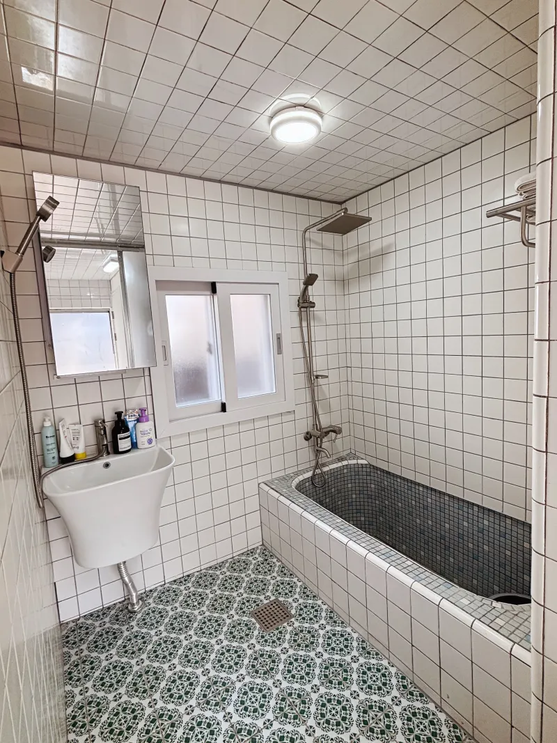 [Dodu 2-dong, Jeju] Private house near the airport, 3 rooms, 3 bathrooms, 2 parking spaces 8