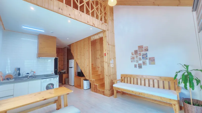 [Andeok, Seogwipo][Jeju Sagye-ri] Room 102, Duplex Pension Below Sanbangsan Mountain 6