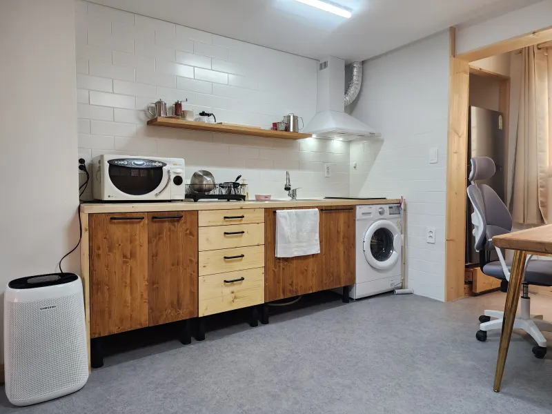 [Gangnam, Seoul] Fully Furnished Studio Jeongheebang, 9-Minute Walk from Yeoksam Station 15