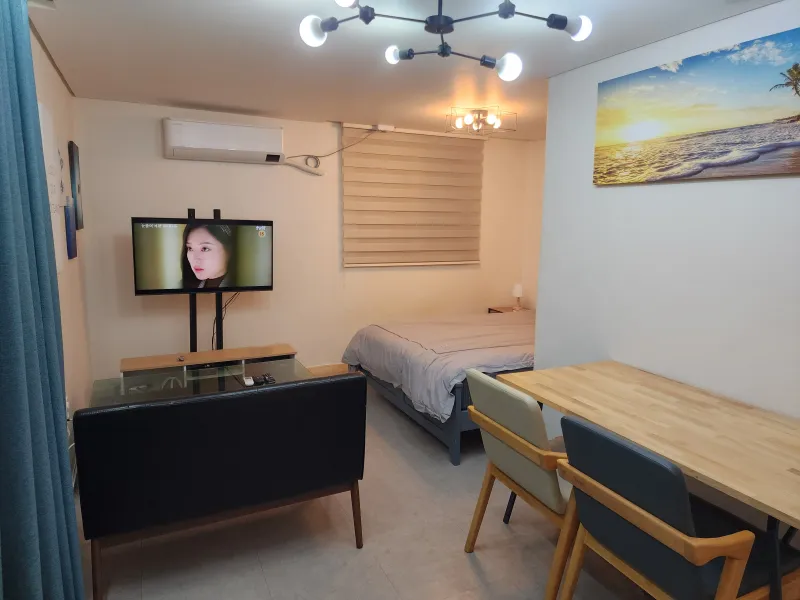 [Gangnam, Seoul] 9-minute walk from Yeoksam Station, fully furnished, nice studio apartment 2