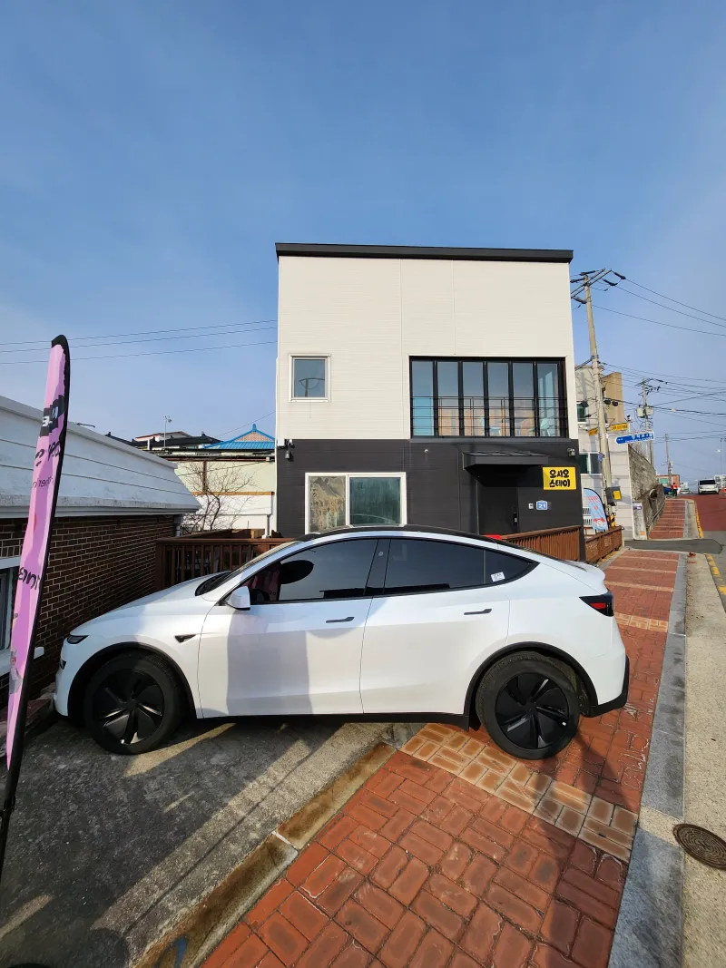 [Sokcho] Private house, 2-minute walk from Jungang Market, parking available for 2 cars, suitable for groups and workcations 24