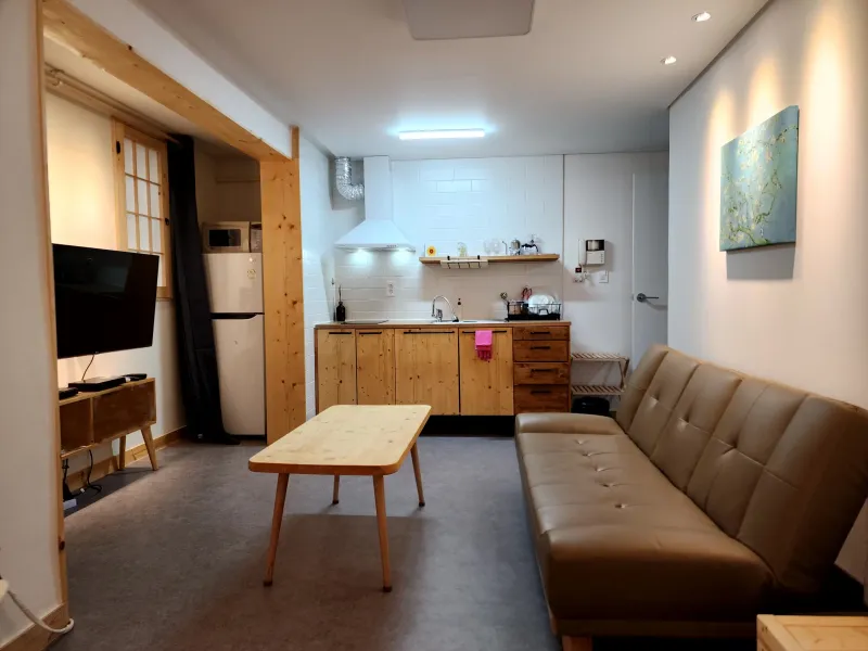 [Gangnam, Seoul] 9-minute walk from Yeoksam Station, fully furnished studio Neobang 4