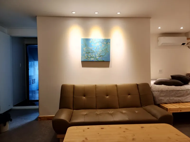 [Gangnam, Seoul] 9-minute walk from Yeoksam Station, fully furnished studio Neobang 2