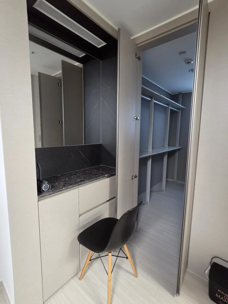 [Seohae, Incheon] Newly Built, Fully Furnished Short-Term Rental, 25th Floor, 3-Room Officetel 3
