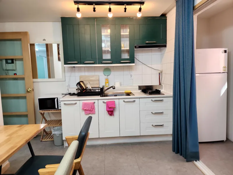 [Gangnam, Seoul] 9-minute walk from Yeoksam Station, fully furnished, nice studio apartment 9