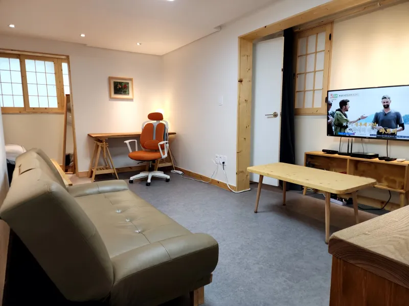 [Gangnam, Seoul] 9-minute walk from Yeoksam Station, fully furnished studio Neobang 18