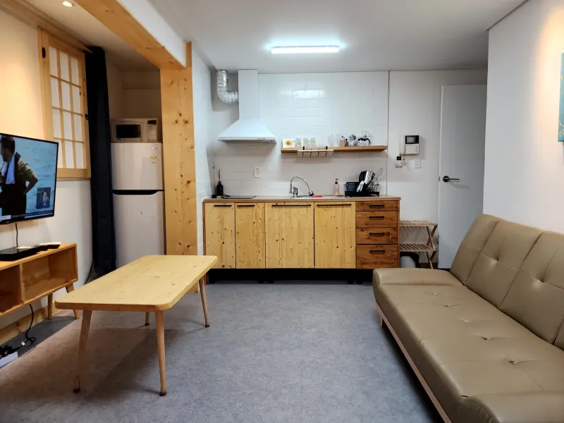 [Gangnam, Seoul] 9-minute walk from Yeoksam Station, fully furnished studio Neobang 19