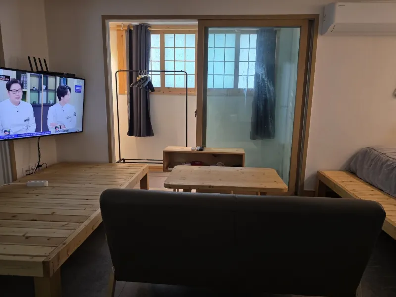[Gangnam, Seoul] Skyville, Fully Furnished Studio, 9-Minute Walk from Yeoksam Station 3
