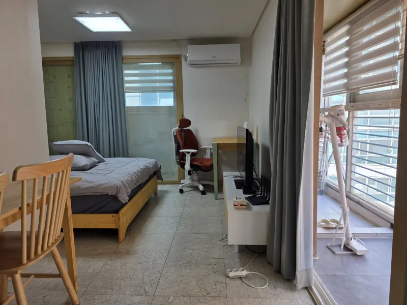 [Gangnam, Seoul] Stay Byeolbit, Fully Furnished Studio, 9-Minute Walk from Yeoksam Station 9