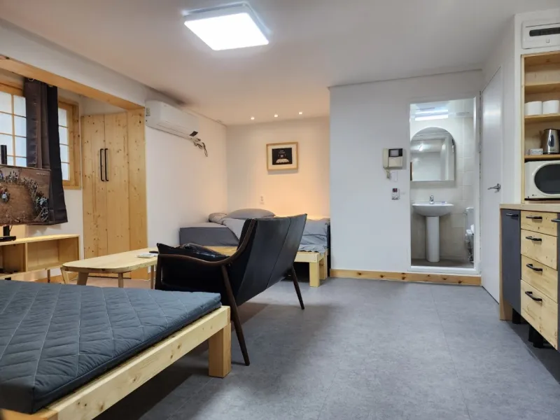 [Gangnam, Seoul] Skyville, Fully Furnished Studio, 9-Minute Walk from Yeoksam Station 44