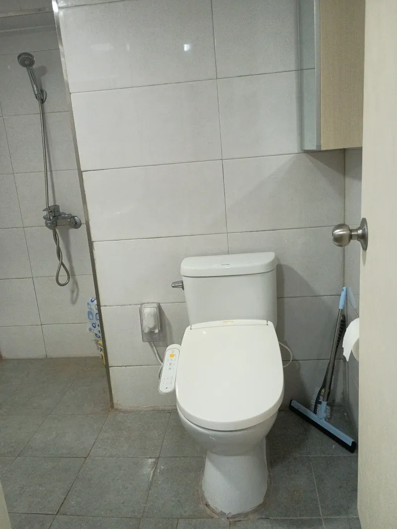 [Seogwi-dong, Seogwipo] Spacious one-room officetel on the 7th floor near Ollae Market 8