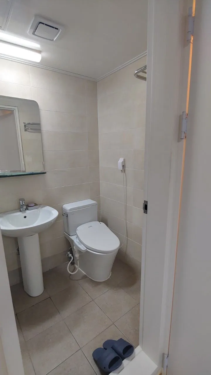 [Gangnam, Seoul] Skyville, Fully Furnished Studio, 9-Minute Walk from Yeoksam Station 23