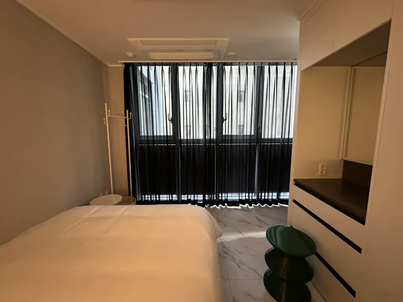 [Jung-gu, Seoul] Fully Furnished Two-Room Apartment in Prime Location near City Hall Station and Myeongdong 3