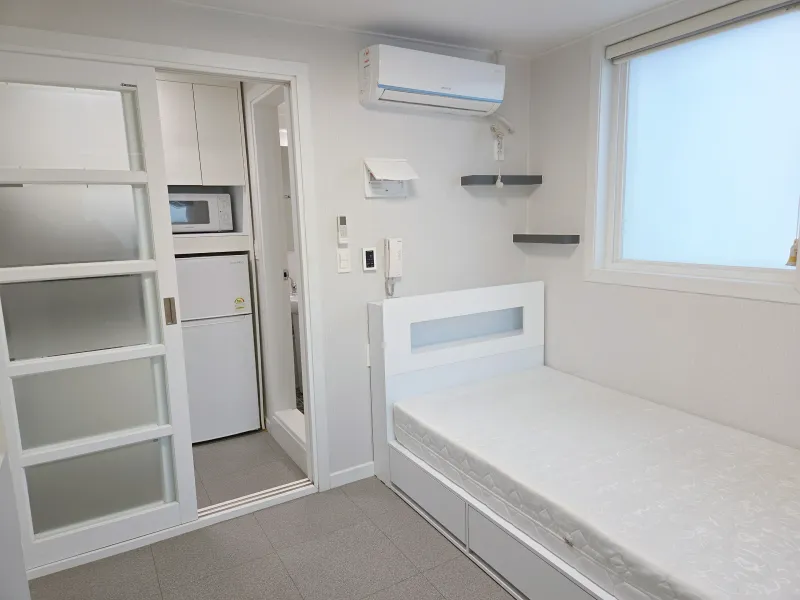 [Cheongju] Modern and clean studio apartment 4