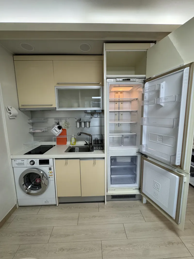 [Mapo, Seoul] Hi Seoul Gongdeok Station Area Studio 12