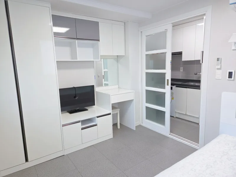 [Cheongju] Modern and clean studio apartment 2