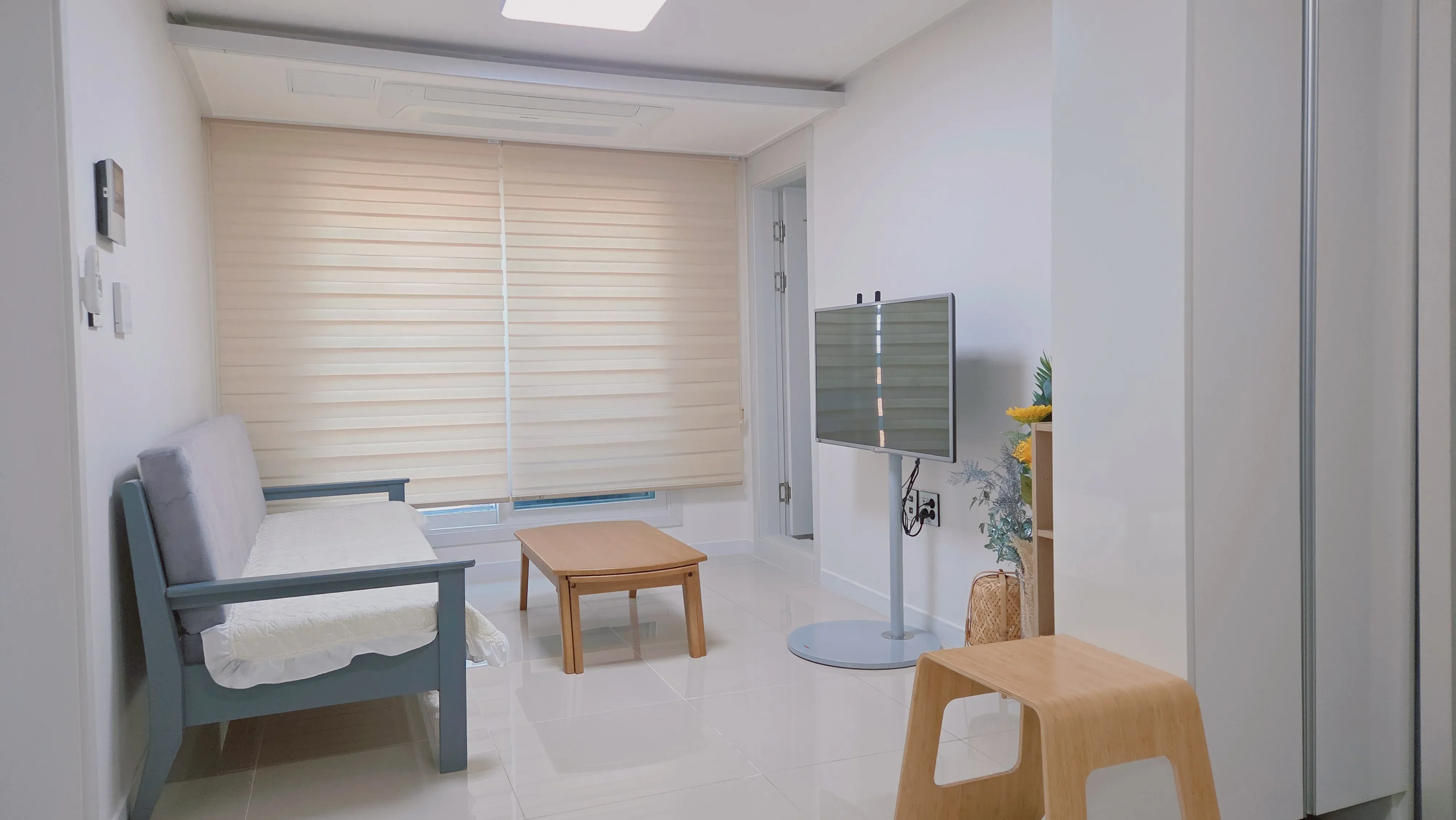 Yeoksam-dong Transit-Friendly Two-Bedroom House
