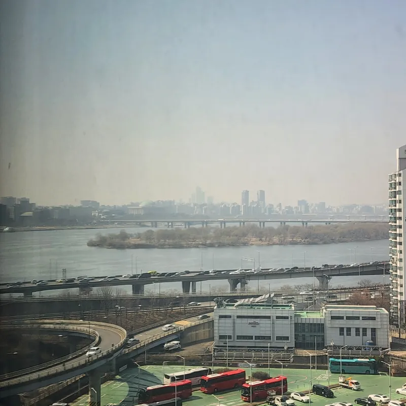 [서울 마포] 한강뷰 마포역초역세 예쁜방 3